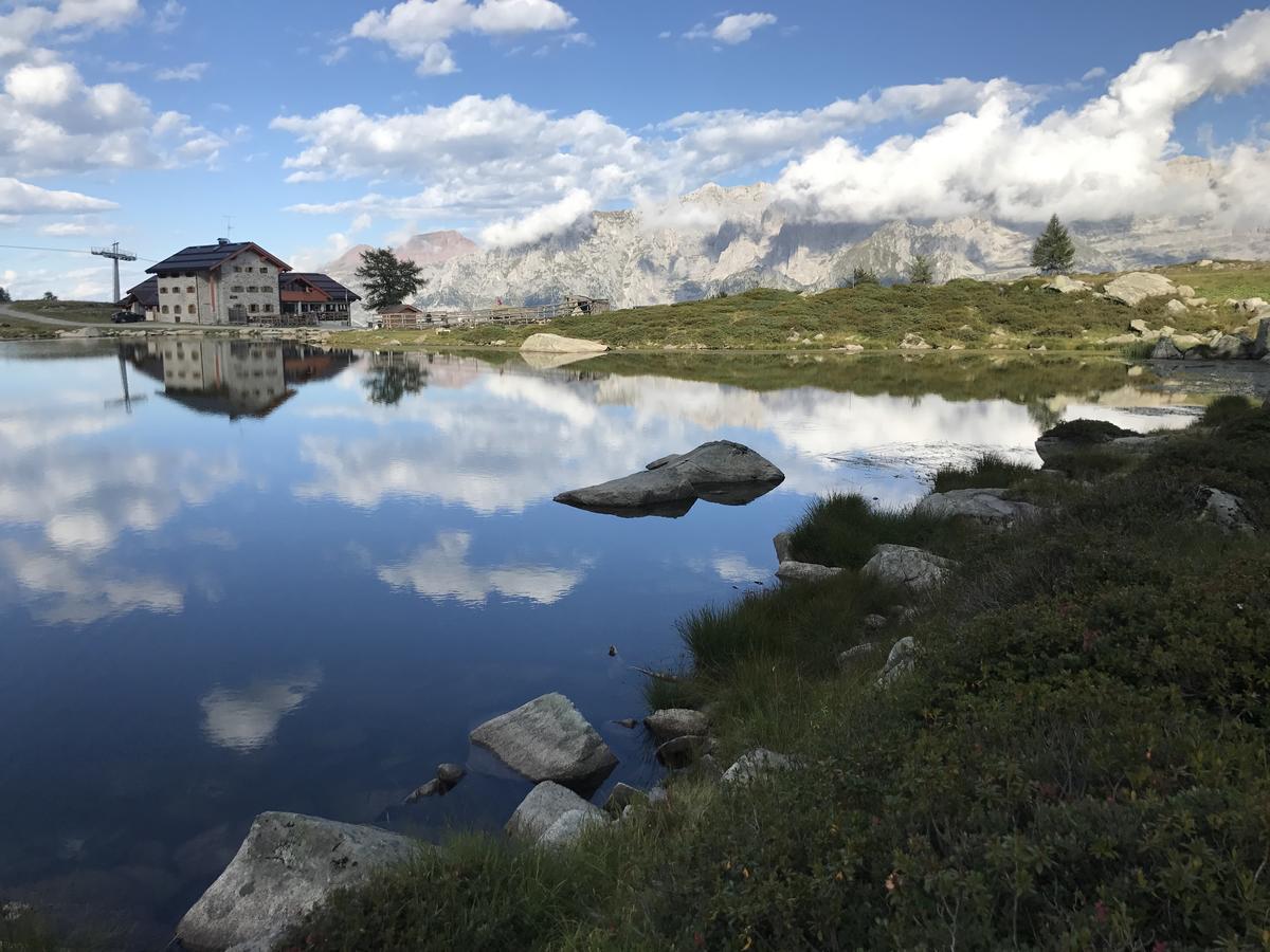 Rifugio Viviani Pradalago Madonna Eksteriør bilde